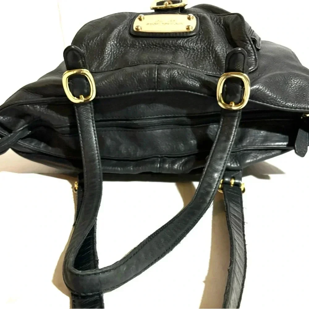 Michael kors black leather shoulder handbag